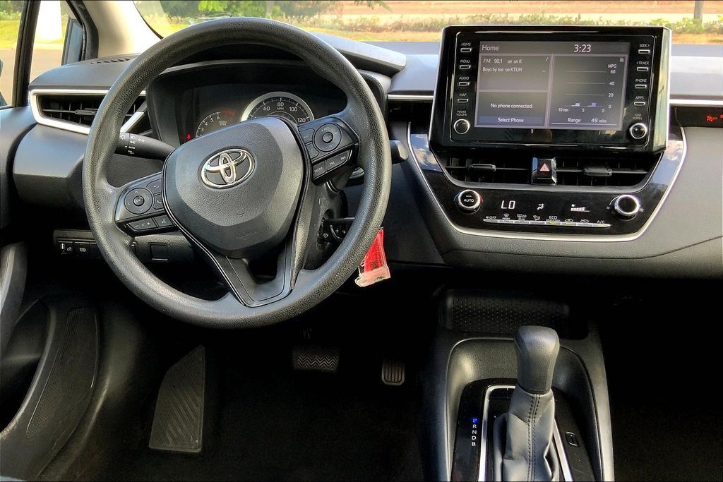 Image of Pre-Owned 2020 Toyota Corolla LE