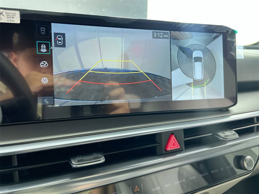 2025 Kia Sorento Hybrid SX Prestige photo 24