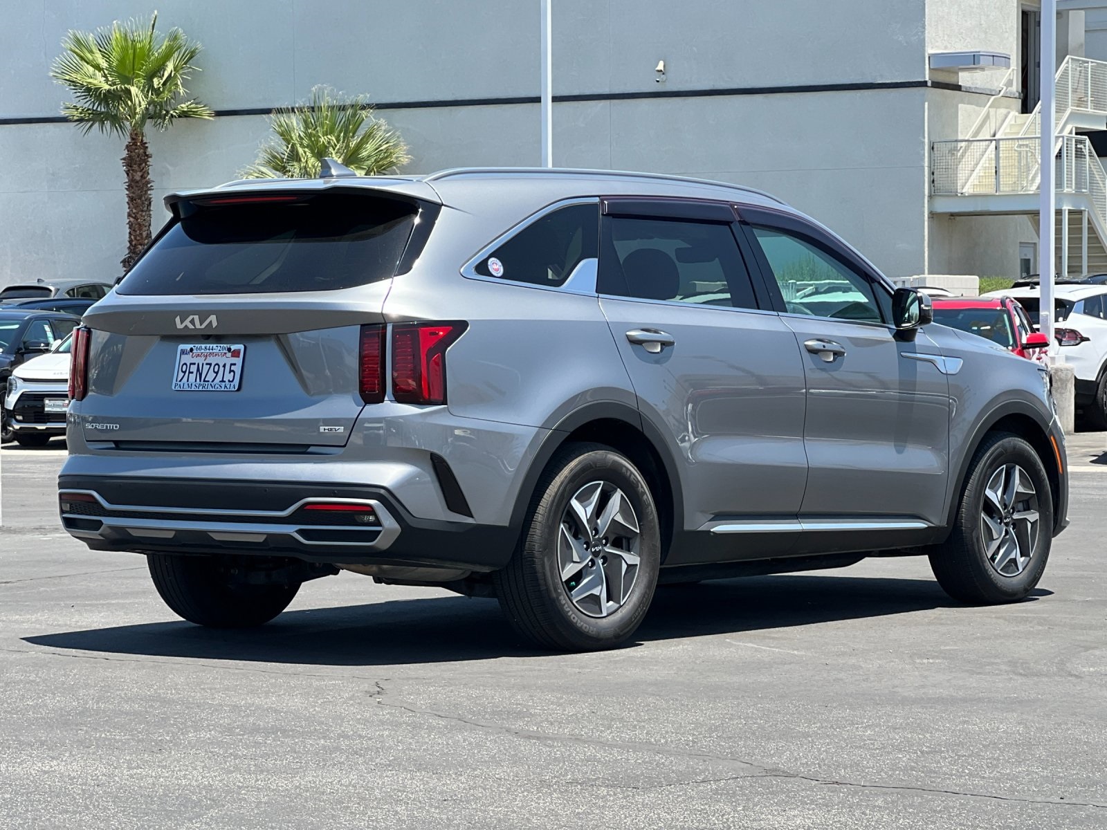 2023 Kia Sorento Hybrid EX photo 2