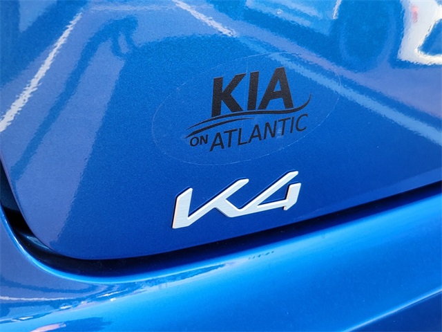 2025 Kia K4 GT-Line photo 9