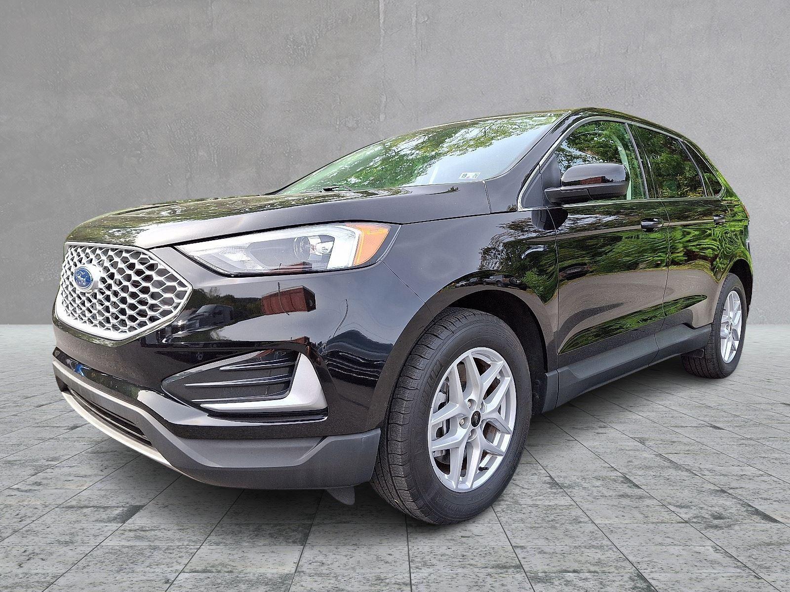 2024 Ford Edge SEL photo 3