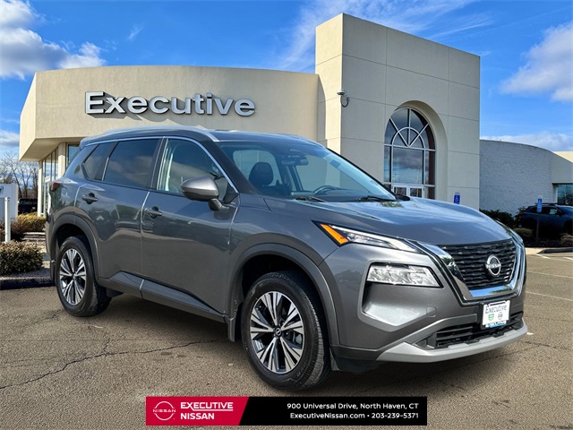 2022 Nissan Rogue SV's photo