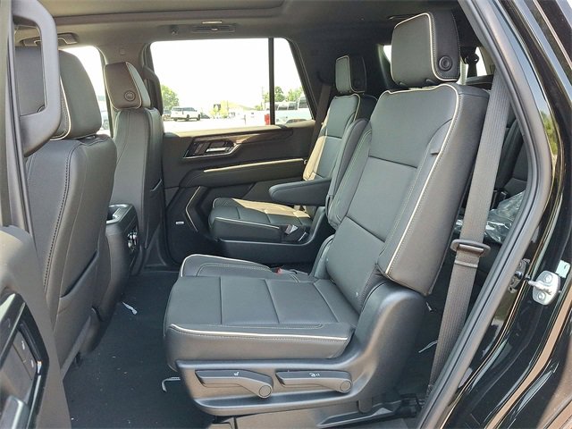 2025 Gmc Yukon Denali Ultimate photo 11