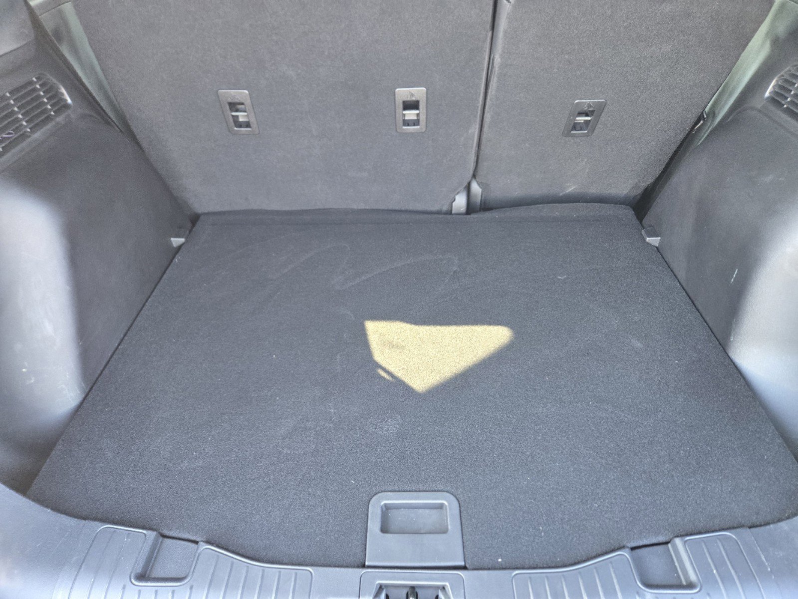 New 2024 Carbonized Gray Metallic Ford ST-Line Select image 21