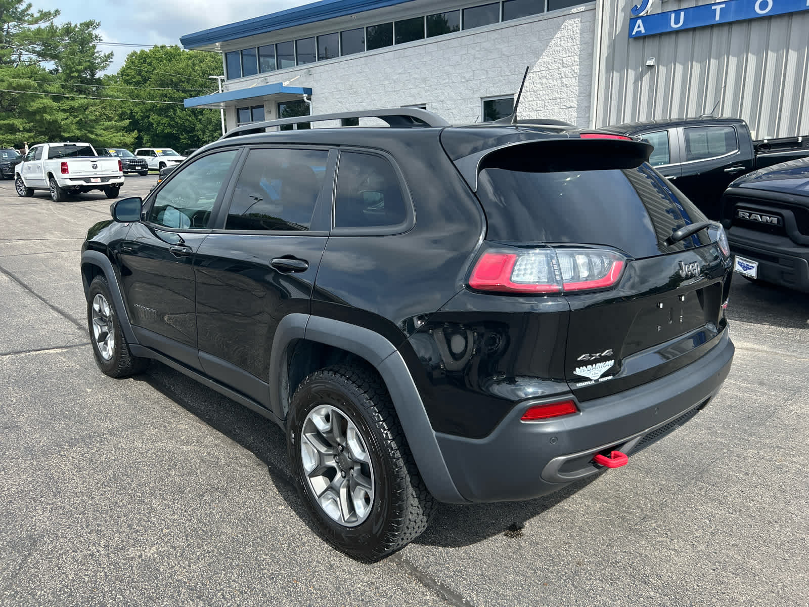 2019 Jeep Cherokee Trailhawk photo 4