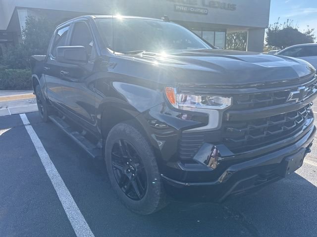 2023 Chevrolet Silverado 1500 RST photo 2