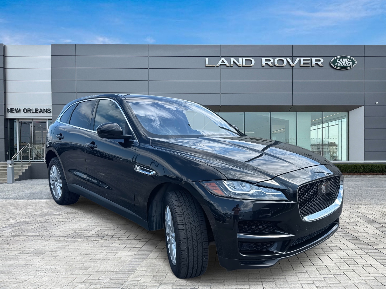 2020 Jaguar F-PACE Prestige photo 4