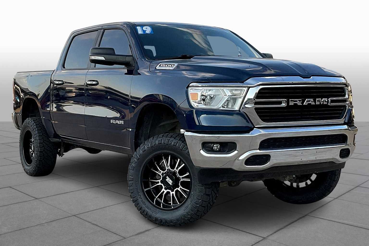 2019 Ram 1500 Big Horn Lone Star photo 2