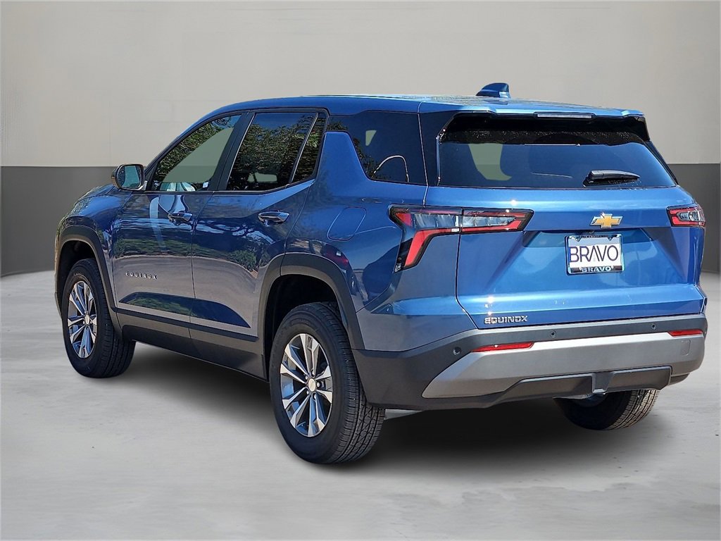 2026 Chevrolet Equinox LT photo 3