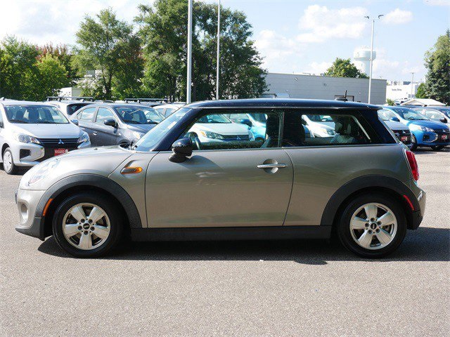 2018 Mini Cooper 2 Door Hardtop Base photo 4