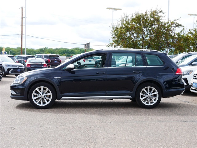 2017 Volkswagen Golf Alltrack TSI SE 4Motion photo 4