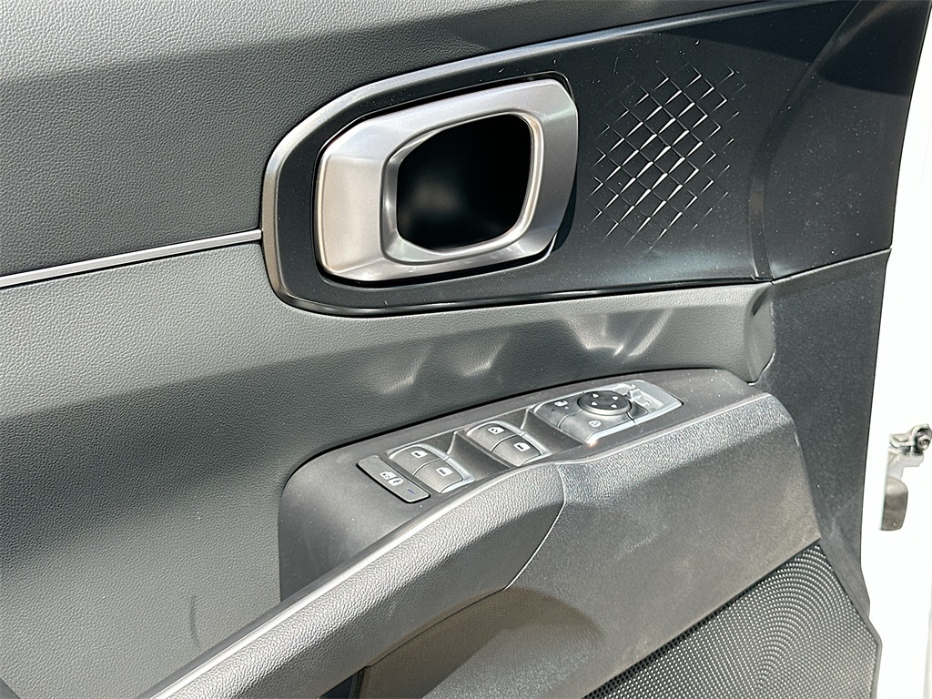 2026 Kia Sorento LX photo 17