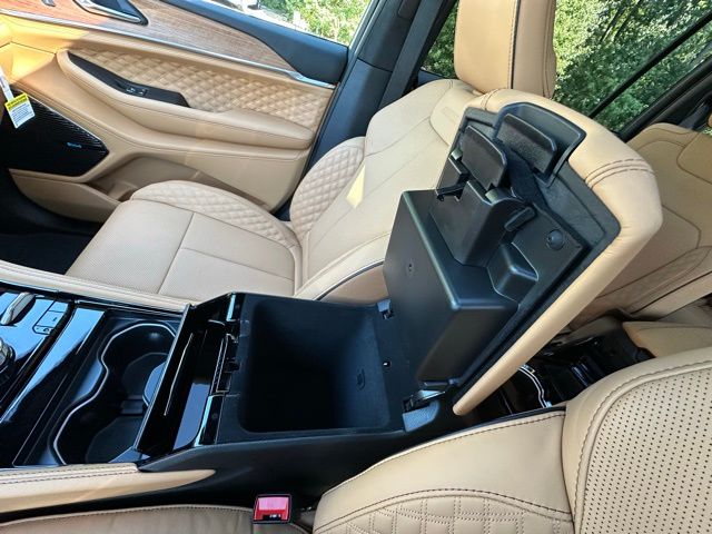2025 Jeep Grand Cherokee L Summit Reserve photo 24