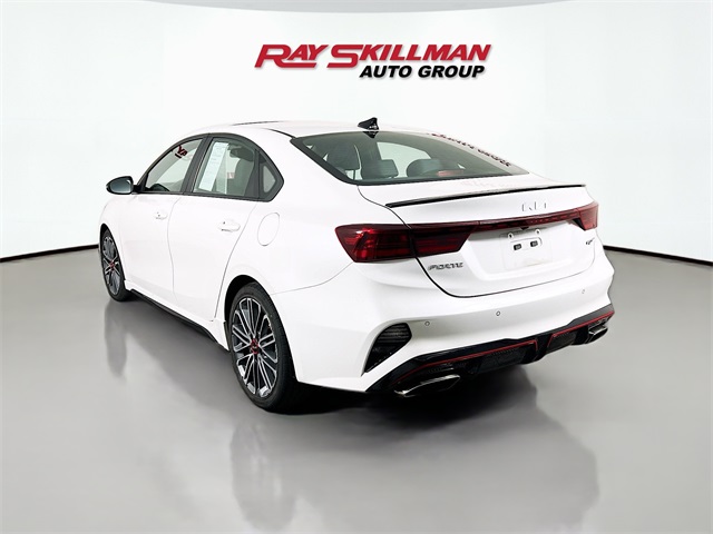 2023 Kia Forte GT photo 3