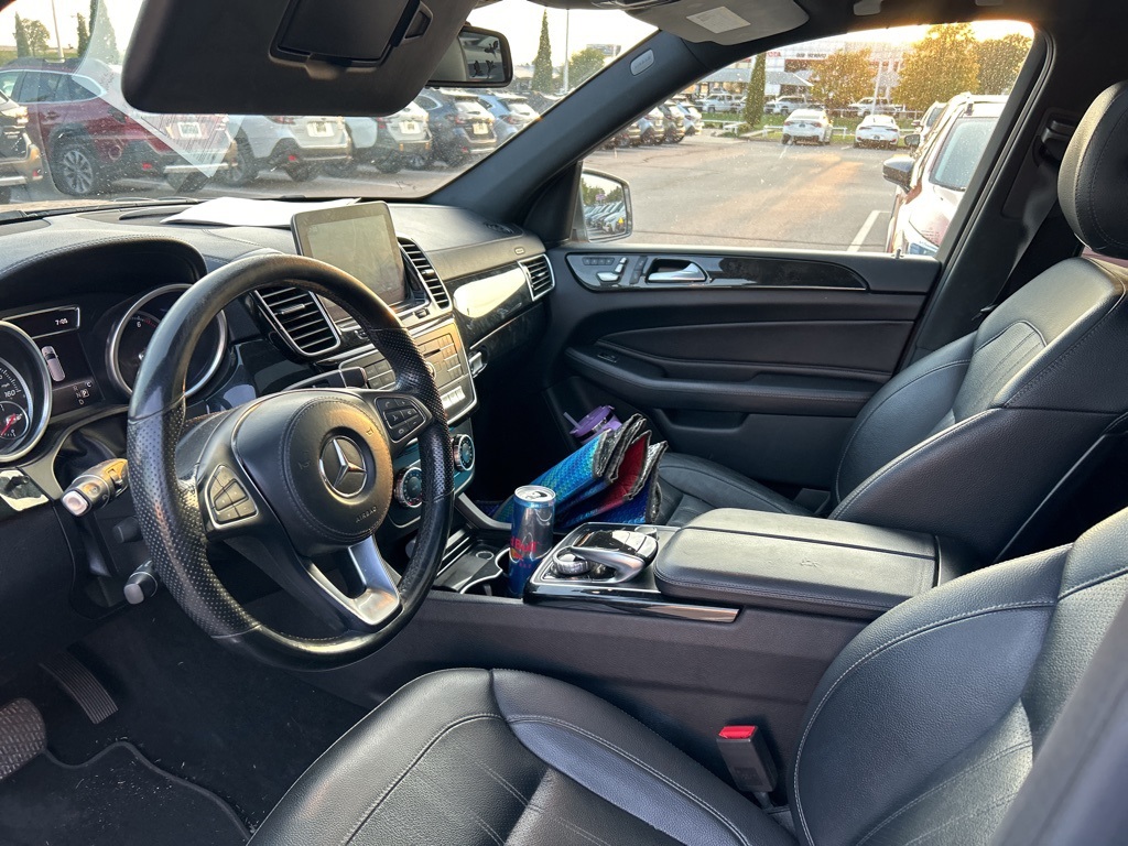 2017 Mercedes Benz GLS 450 4MATIC photo 4