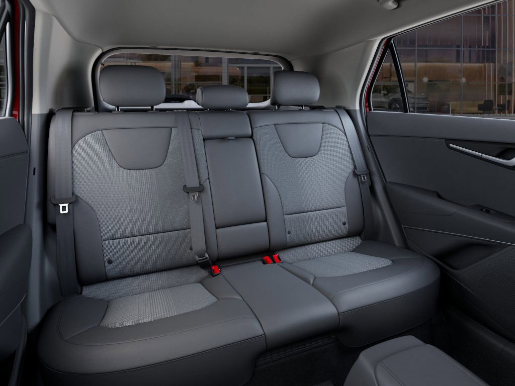 2025 Kia Niro EX photo 14
