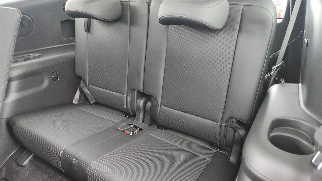 2026 Hyundai Ioniq SEL photo 16