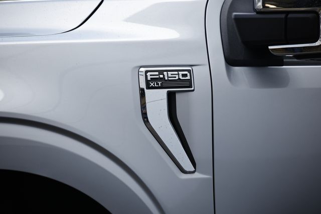 2024 Ford F-150 XLT photo 11