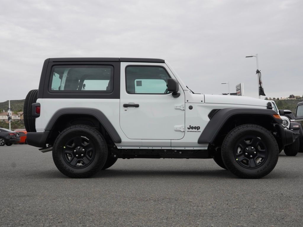 New 2026 Bright White Clear-Coat Exterior Paint Jeep Sport image 2