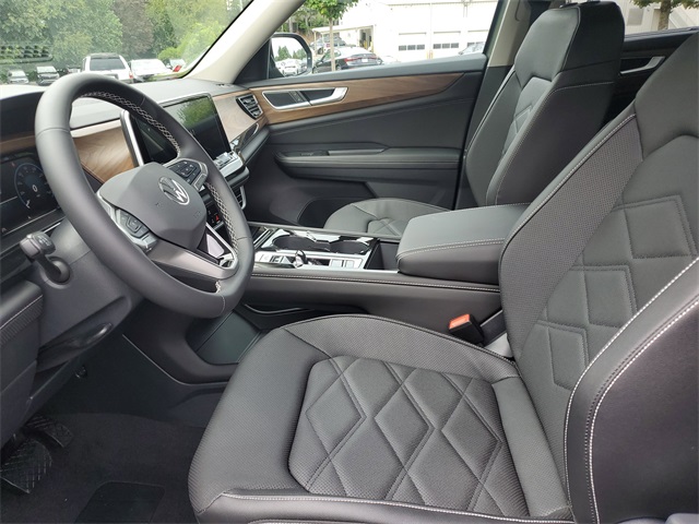 2026 Volkswagen Atlas SE Technology photo 19