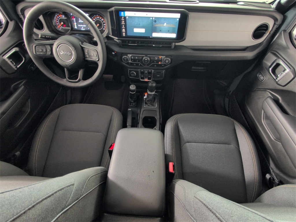 2025 Jeep Gladiator Sport photo 9