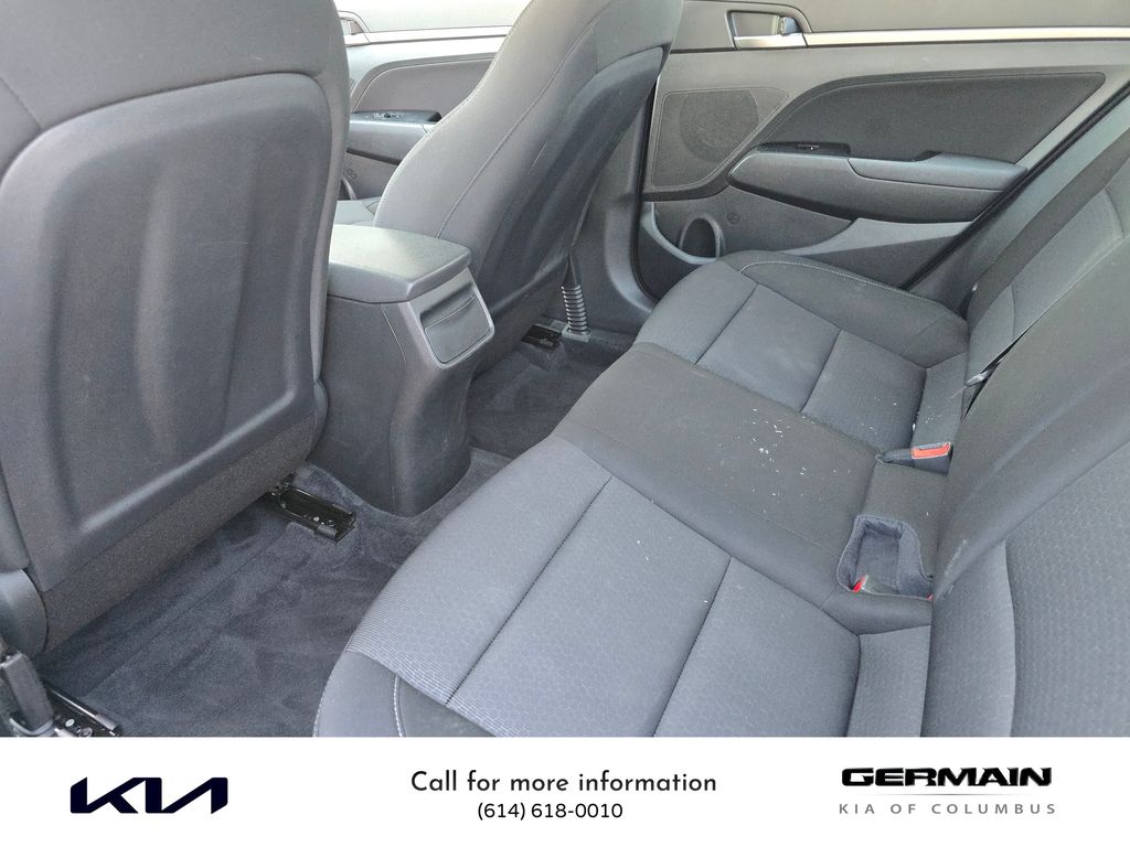 2018 Hyundai Elantra SEL photo 14