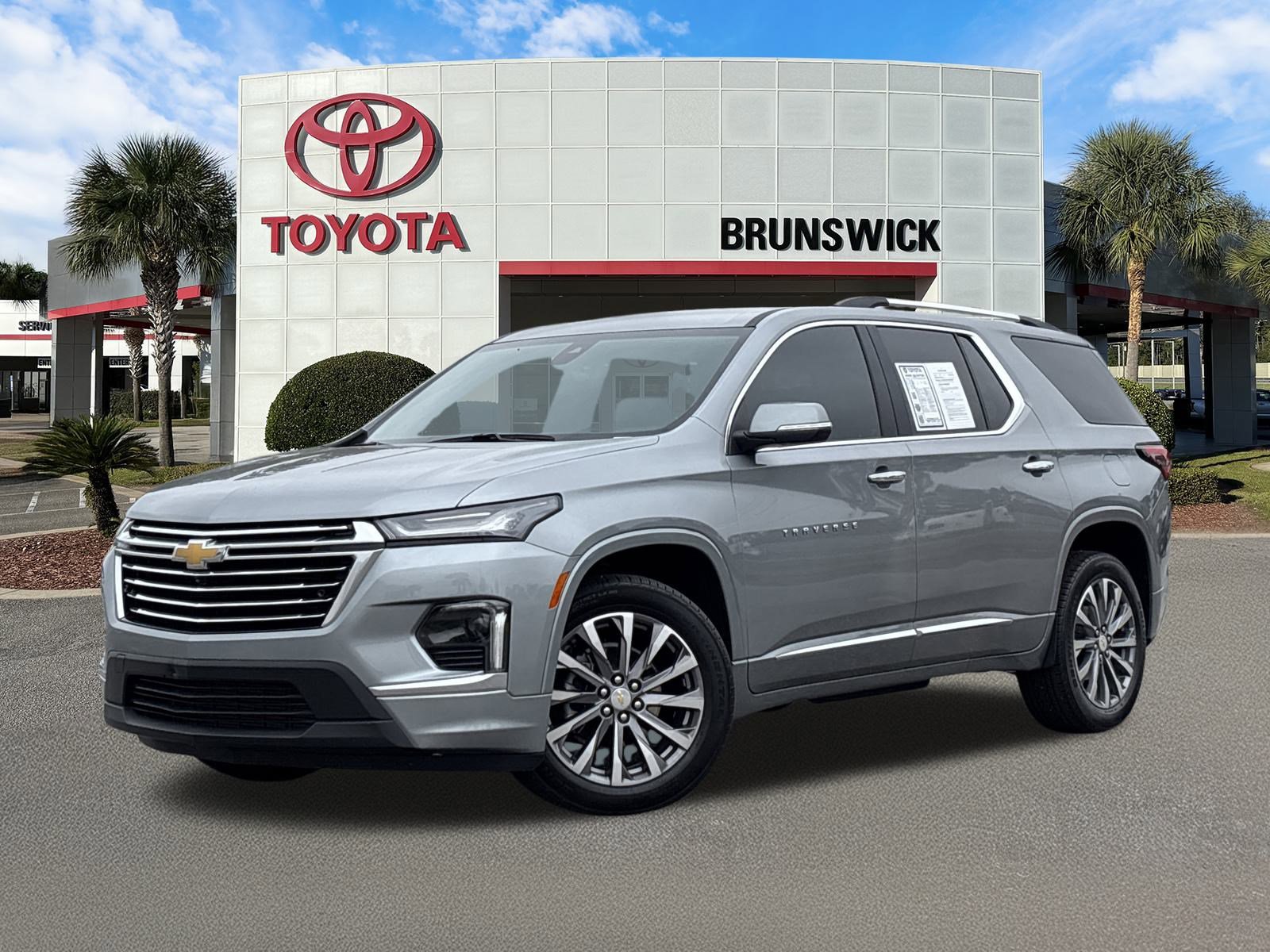 2023 Chevrolet Traverse Premier's photo