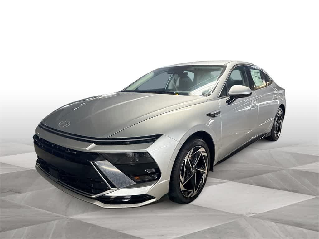 2026 Hyundai Sonata SEL's photo