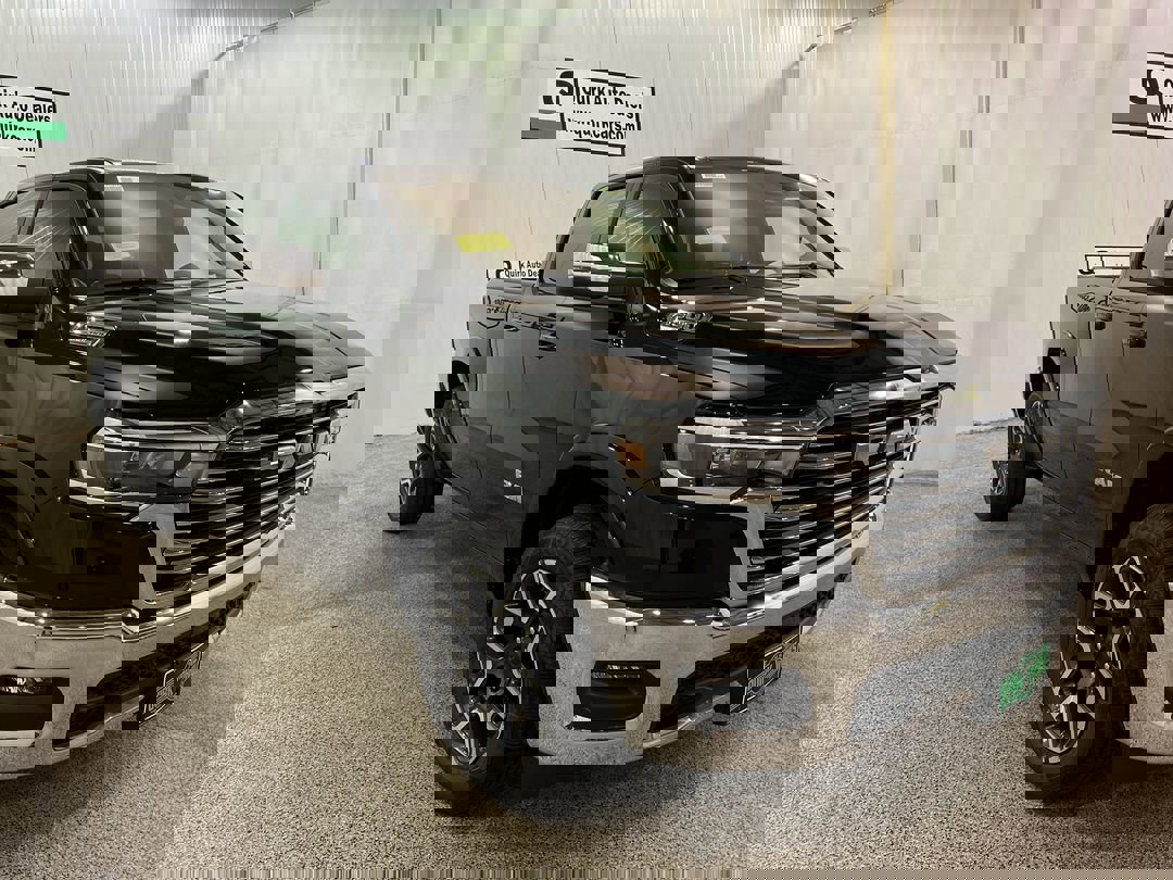 2026 RAM Ram 1500 Pickup Laramie's photo