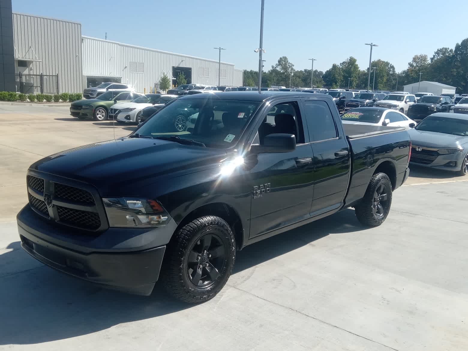 2021 Ram 1500 Classic Tradesman photo 4