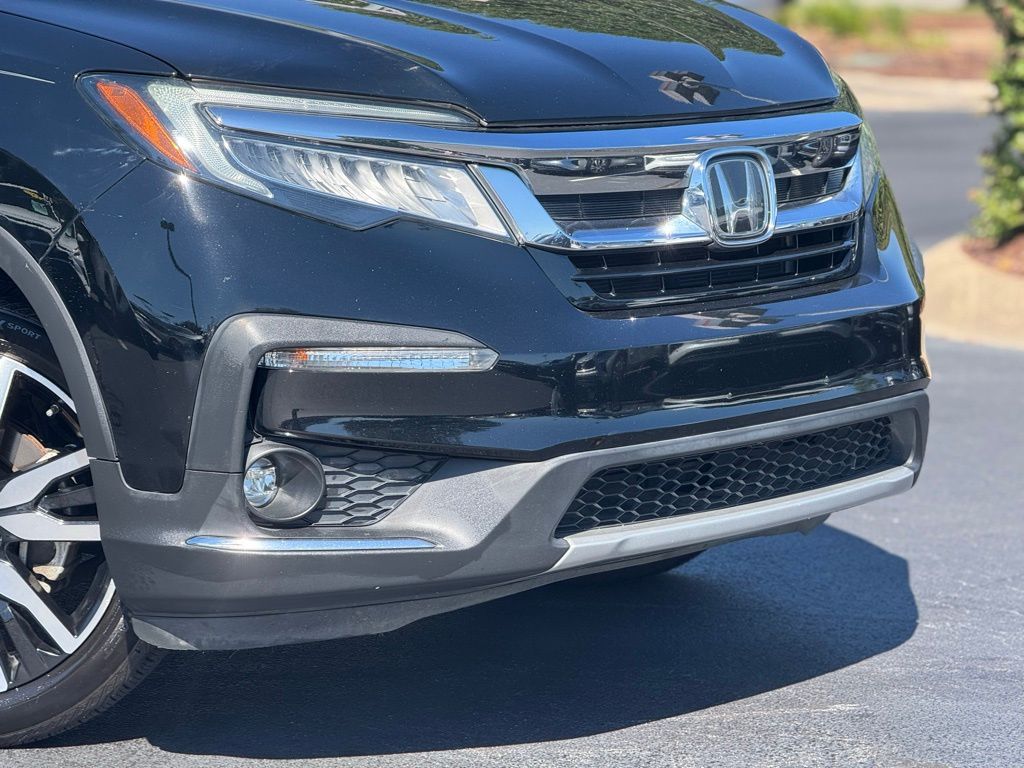 2019 Honda Pilot Touring photo 2