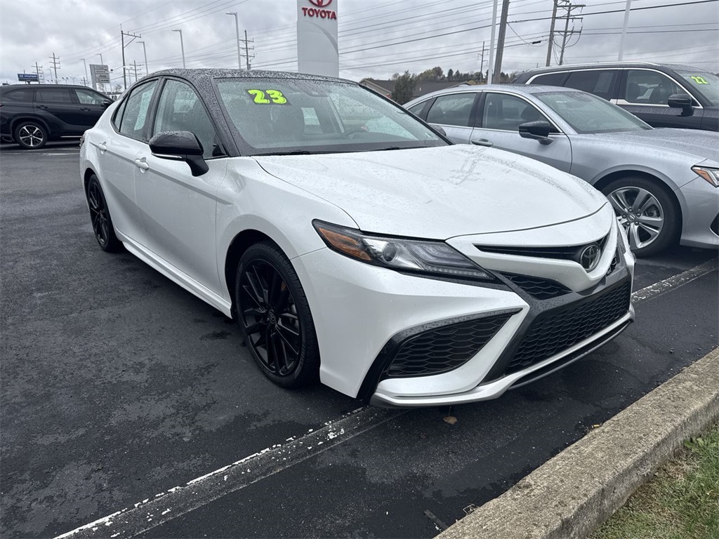 2023 Toyota Camry XSE's photo