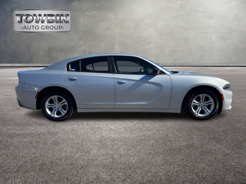 2023 Dodge Charger SXT photo 3