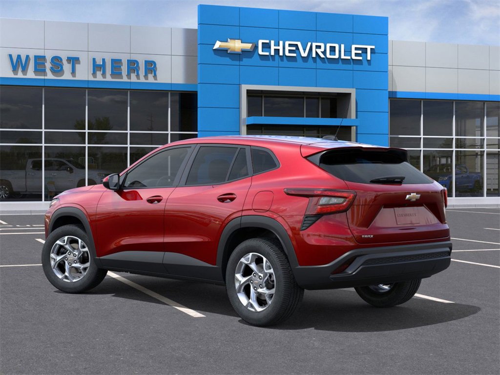 2026 Chevrolet Trax LS photo 3