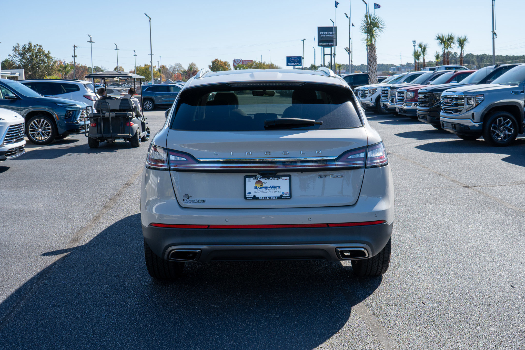 2020 Lincoln Nautilus Reserve photo 3