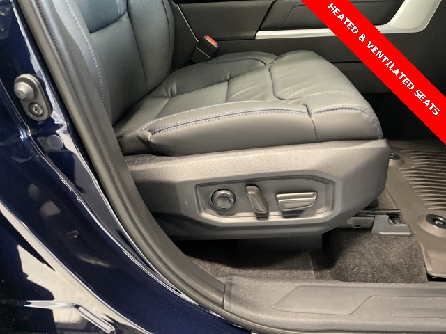 2025 Toyota Tundra Platinum photo 2