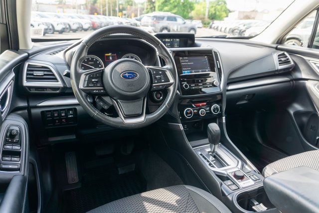 2021 Subaru Forester Premium photo 8