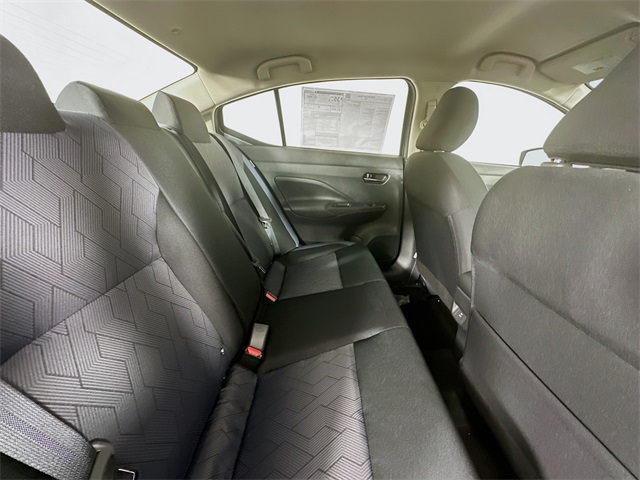 2025 Nissan Versa SV photo 25