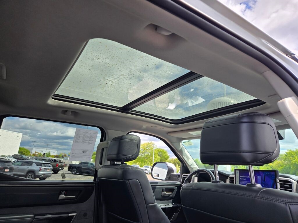 2023 Toyota Tundra Limited photo 8