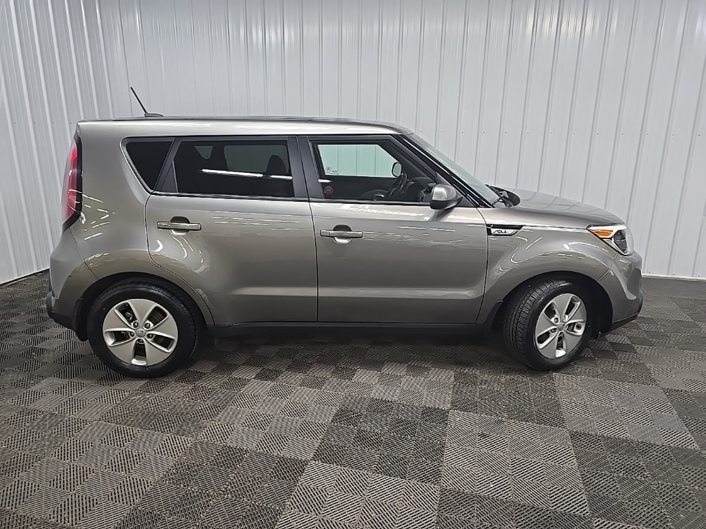 2015 Kia Soul Base photo 2