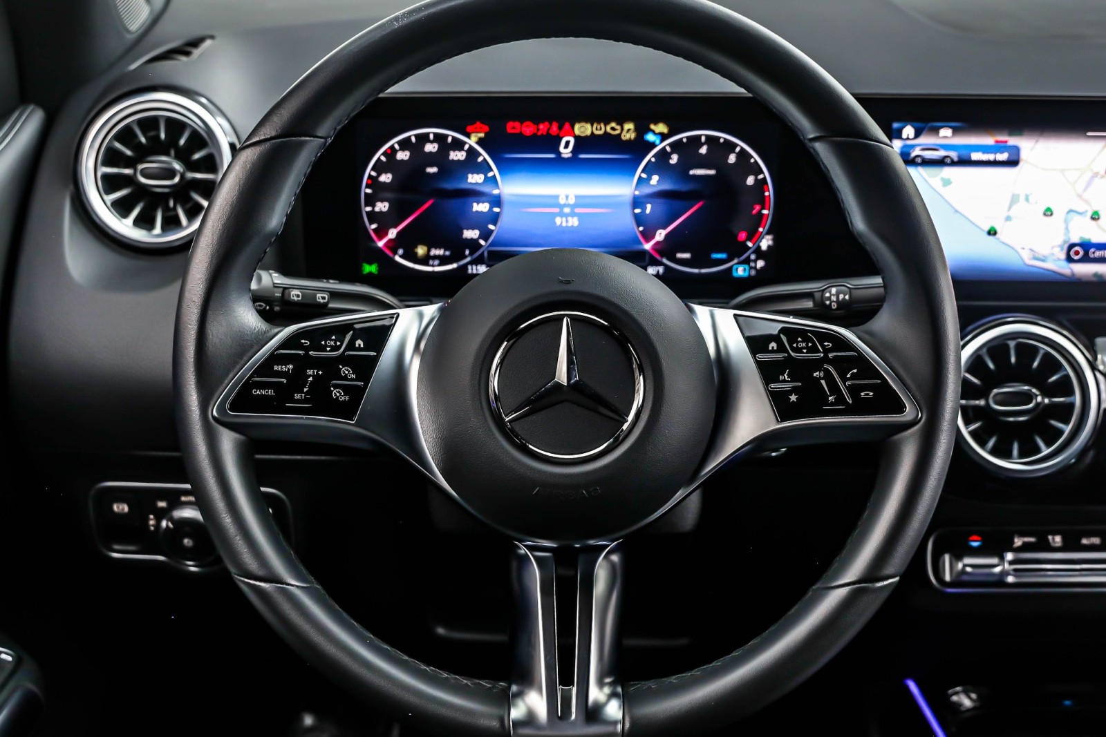 2025 Mercedes Benz GLA 250 photo 17