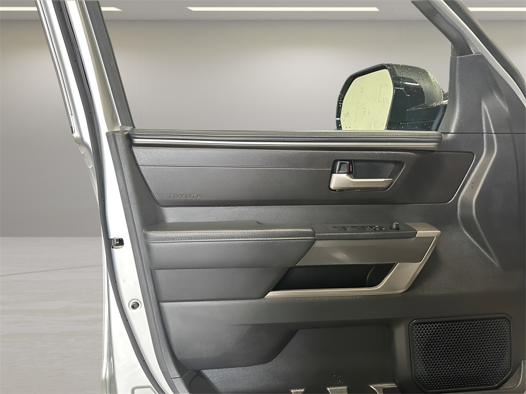 2022 Toyota Tundra SR5 photo 15
