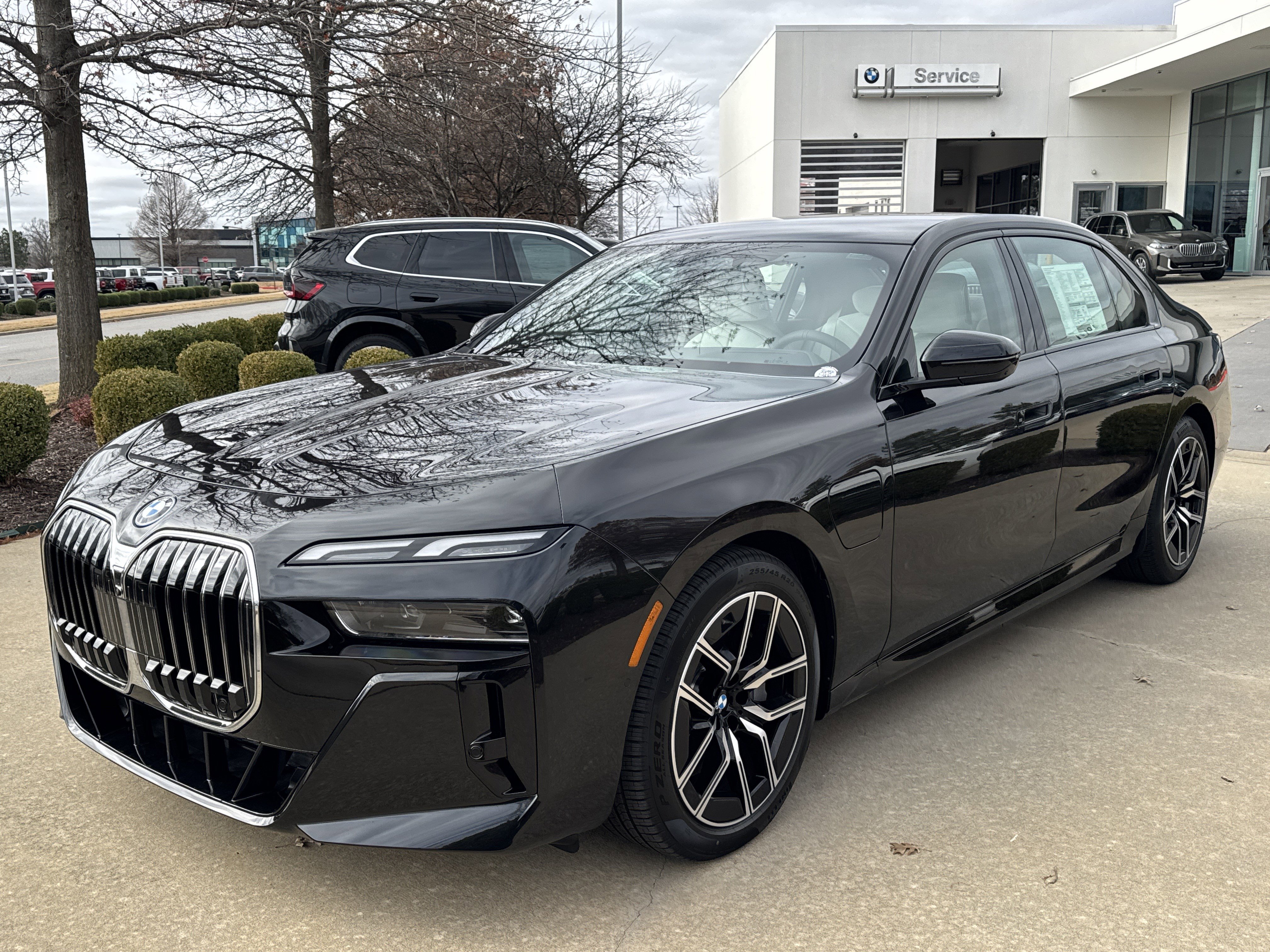 2026 BMW 7 Series 750e's photo