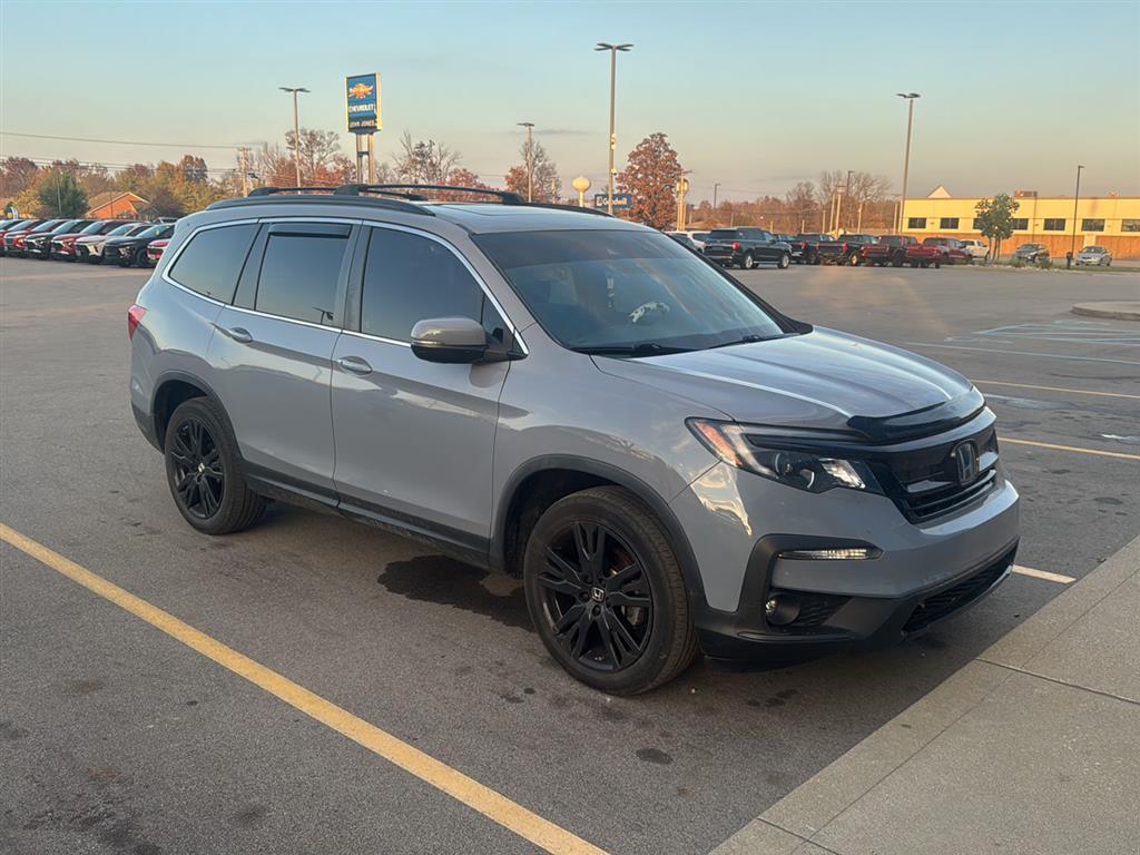 2022 Honda Pilot Special Edition photo 2