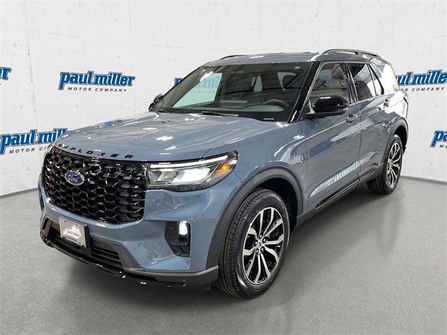 2026 Ford Explorer ST-LINE's photo