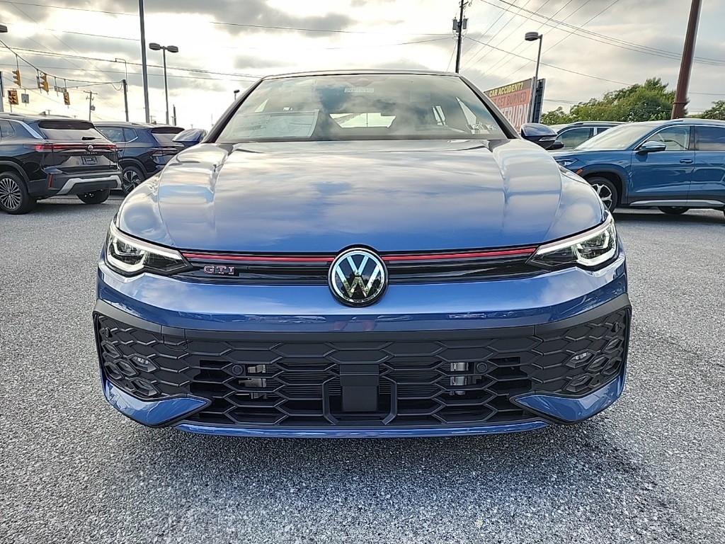 2025 Volkswagen Golf GTI Autobahn photo 2