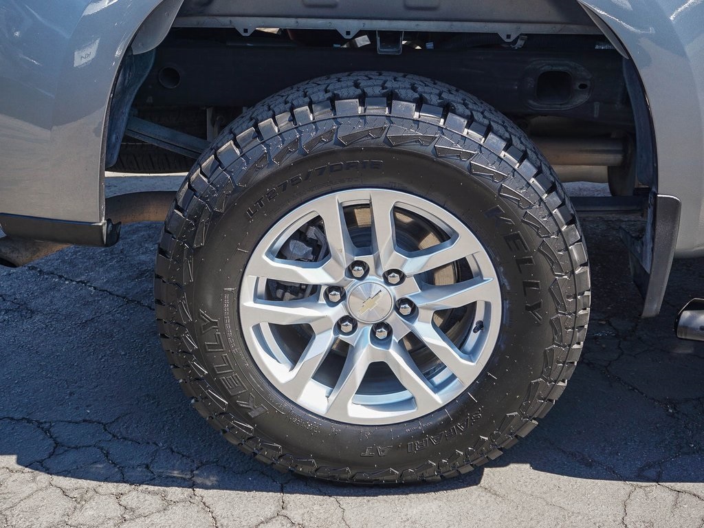 2020 Chevrolet Silverado 1500 LT photo 9