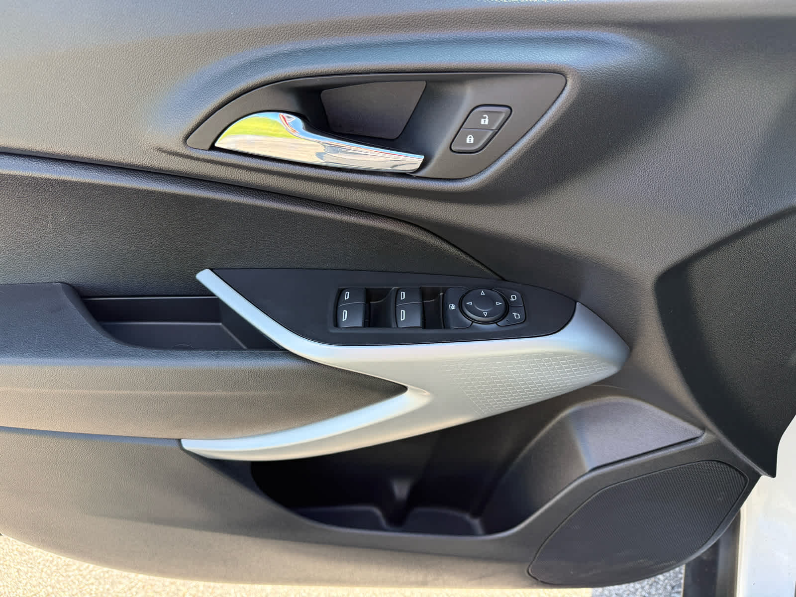 2024 Chevrolet Trax photo 23