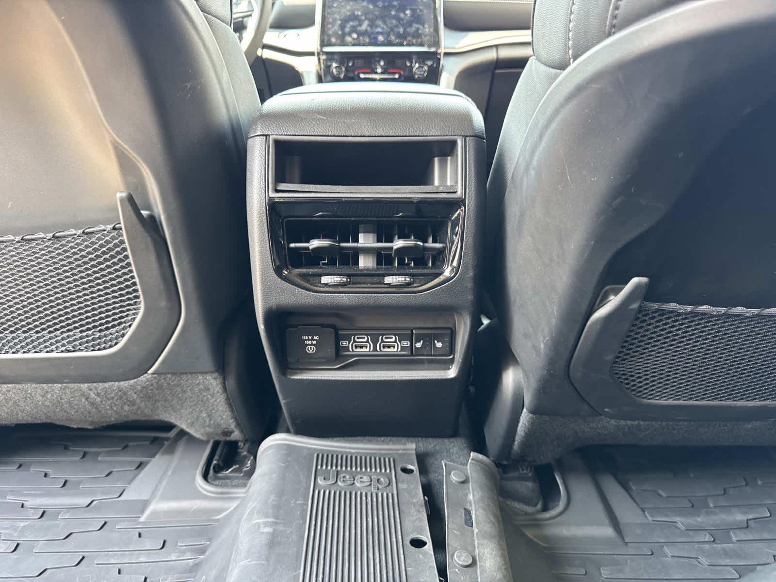2023 Jeep Grand Cherokee Limited photo 29