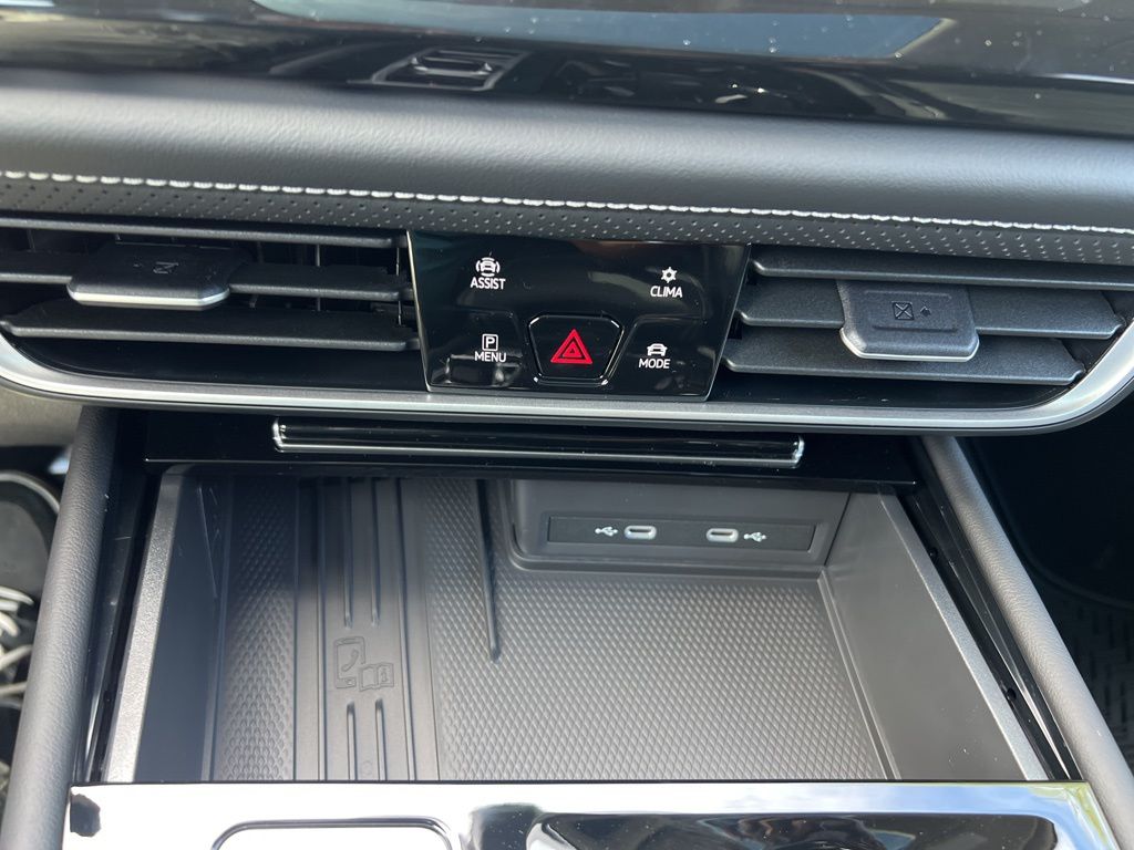 2026 Volkswagen Atlas SE Technology photo 24